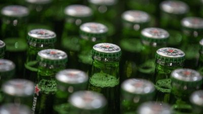 &ldquo;Хайнекен&rdquo; продаде бизнеса си в Русия
