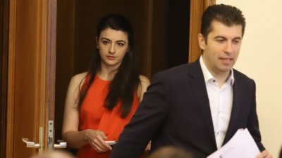 За Лена и иронията