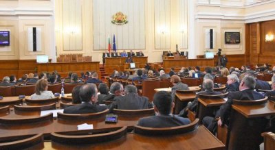 Чобани в парламента! Депутати, научете български