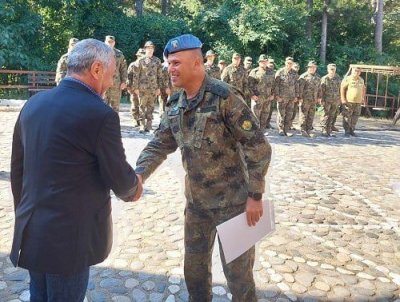 Ето как се намести в сглобката печално известния Валери Симеонов