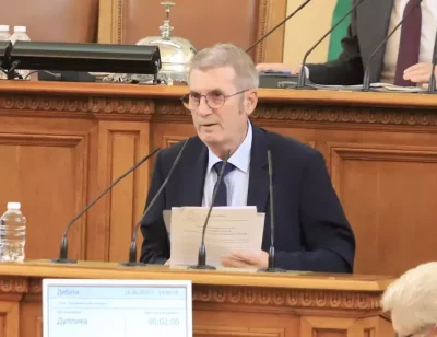 Здравният министър вещае недостиг на лекарства
