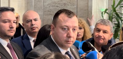 &ldquo;Възраждане&rdquo;, БСП и ИТН с обща жалба срещу промените на Конституцията (ВИДЕО)