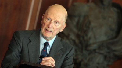 След 3 месеца забавяне: Правителството решава за обезщетенията на Сакскобургготски и сестра му