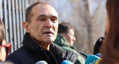 Васил Божков на излизане от Следствието: Натискът срещу мен продължава!
