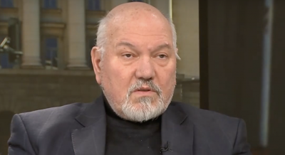 Проф. Александър Маринов: Няма конституционни и правни мотиви за искане импийчмънт на президента Радев