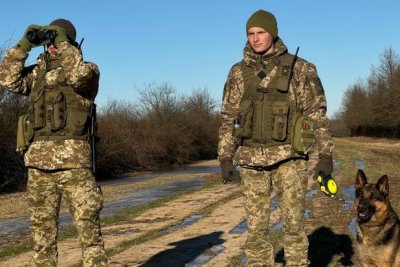 The Times: Украинците започнаха да бягат от мобилизация плувайки, рискувайки да се удавят и замръзнат