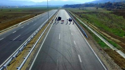 НА ВНИМАНИЕТО на пътуващите през уикенда: Променят движението по АМ "Струма"