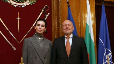 Съветникът на Зеленски Тодор Тагарев се срещна с любимата си украинска посланичка у нас