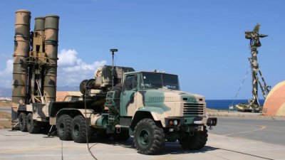 Гърция няма да даде на Украйна зенитно-ракетни комплекси С-300