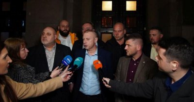 След две срещи с премиера Денков, протестите и преговорите продължават