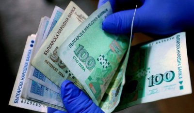 Задържаха служител на Община Варна с подкуп