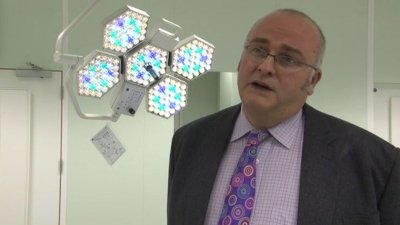 Глоба от 12 000 $ на хирург, който постави инициалите си върху орган на свой пациент