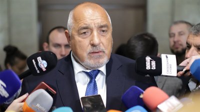 Борисов от парламента към Лена и Киро: Когато седят като мен пред камината в Овалния кабинет, тогава ще се мерят с мен!