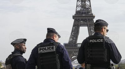 Трима ранени при нападение на гара в Париж