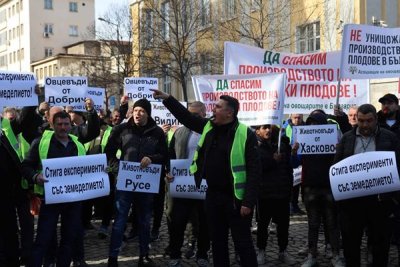 Националният протест на земеделците продължава