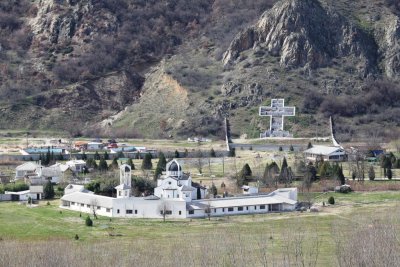 Безобразник си направи СПА комлекс до къщата на Ванга в Рупите