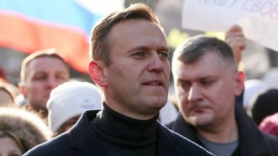 Тялото на Алексей Навални е предадено на майка му