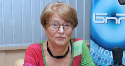Копринка Червенкова: Меморандумът е абсолютен брътвеж