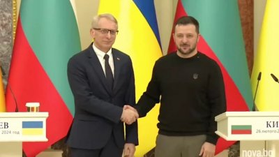 Денков към Зеленски: Почувствах със сърцето си вашето несправедливо страдание