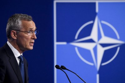 Бивш служител на Пентагона: Отстранете Столтенберг! Той води НАТО към война в Европа