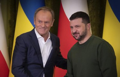 Доналд Туск обмисля временно затваряне на полската граница с Украйна