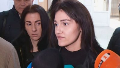 Георги разбил черепа на Дебора, преди да я нареже