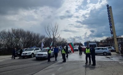 От &bdquo;Миньори и енергетици заедно&ldquo; блокираха движението на пътни артерии в Старозагорско