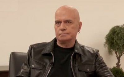 Слави Трифонов: Толкова са некадърни, че на две магарета слама не могат да разделят