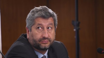 Страхил Ангелов: Христо е гнида!