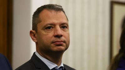 Делян Добрев: Ето до какво водят комплексарските действия на Асен Василев