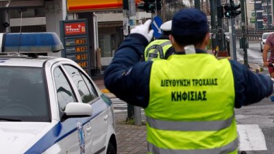 Гръцката полиция конфискува коли за превишена скорост от началото на март