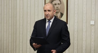 Радев: Още от днес започвам разговори с всички възможни кандидати за служебен премиер