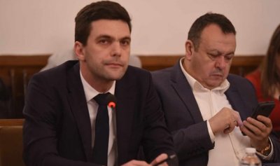 Хамид Хамид поиска смяната на Никола Минчев като председател на комисията "Нотариуса" в НС