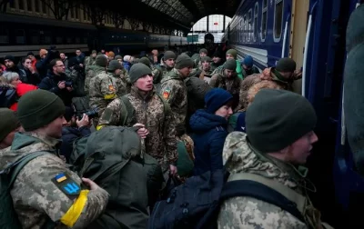Избягването на призовката се превърна в бедствие за Украйна. Киев е изправен пред остър недостиг на войници