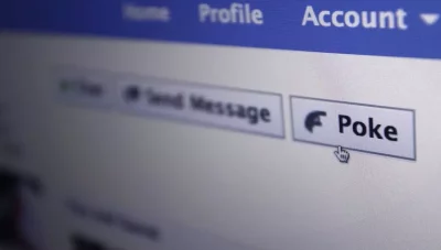 Отново ще могат да ви "сръчкват" във Facebook
