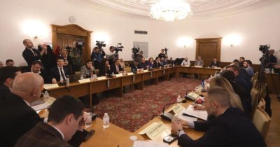 Ново заседание на комисията за "Нотариуса", изслушват Сарафов, Гешев и Цацаров