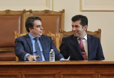 Съветникът на президента Димитър Стоянов: Трябва ли да толерираме инфантилната несъстоятелност на едни шарлатани?