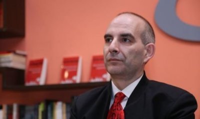 Петър Волгин: Сега се мразят, след изборите пак ще се прегърнат