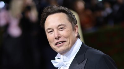 Илон Мъск уволни цял екип в Tesla