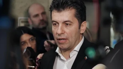 Кирил Петков влезе в обяснителен режим за обвиненията в измама