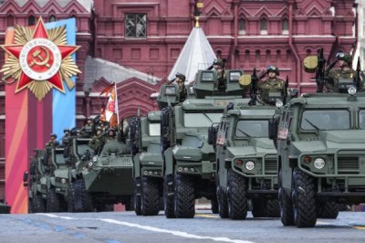 ДЕН НА ПОБЕДАТА: Започна военния парад в Русия (НА ЖИВО)
