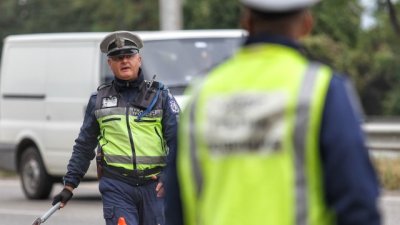 ЗА БЕЗОПАСНОСТ НА ПЪТЯ: Започва безсрочна полицейска акция