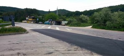Прокуратурата във Варна назначи проверка на преасфалтирания участък край Аксаково