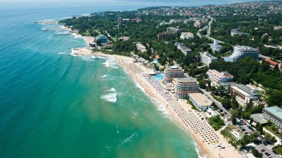 Забраняват строителството във варненските курорти