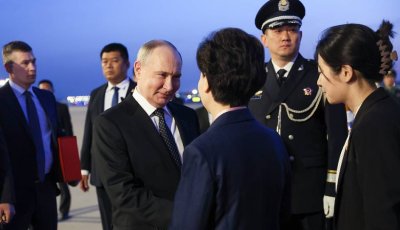 Президентът Владимир Путин пристигна на държавно посещение в Китай