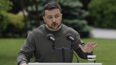Петгодишният мандат на Володимир Зеленски изтича на 20 май