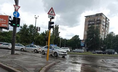 ИЗВЪНРЕДНО! Oграничиха движението по тунел &bdquo;Люлин&ldquo; заради верижна катастрофа
