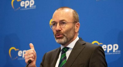 Десноцентристкият лидер Вебер подкрепя призива на Макрон за европейско ядрено възпиране