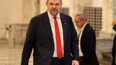 Пеевски захапа Радев: Да престане да плаши хората