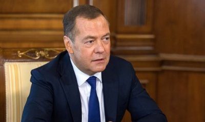 Медведев: Нека враговете на Русия горят в пламъци!